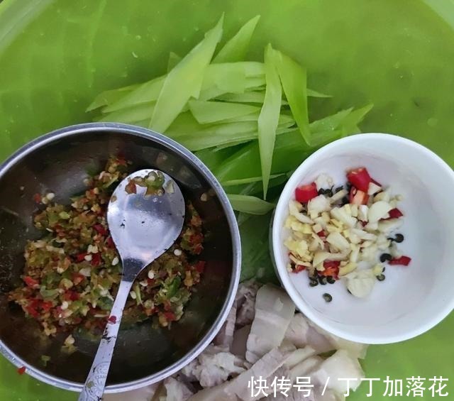 莴笋炒五花肉|莴笋炒五花肉!