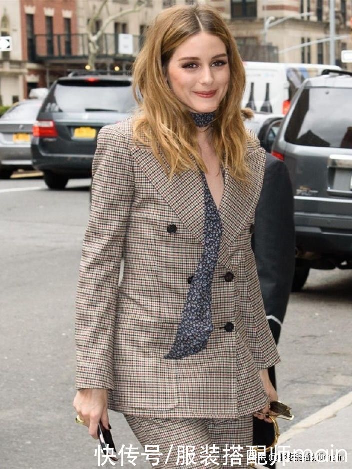 翻倍|丝巾别只会系脖子！掌握这4个技巧，普通人也能气质翻倍