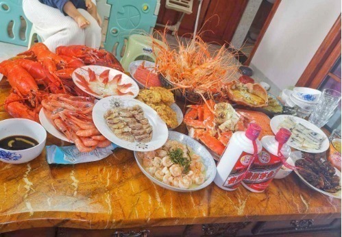 东北人家的家宴是这样的,满满都是家的味道