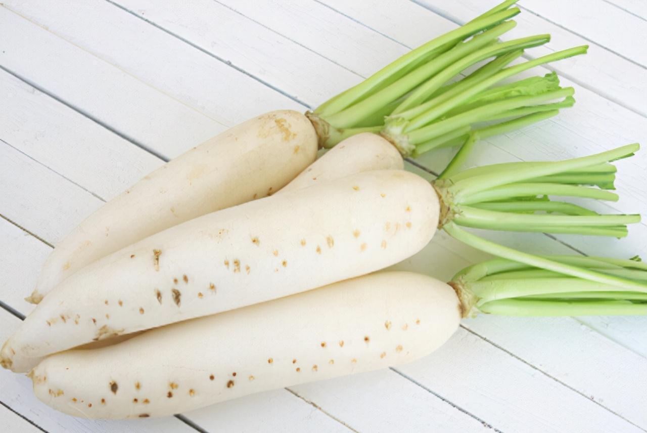 木质素|白萝卜营养价值高,医生提醒:3种人尽量不要吃,避免弄巧成拙