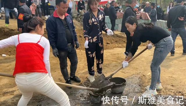 光明顶|拉面哥传奇（32）光明顶改造工程进度很快，人多力量大