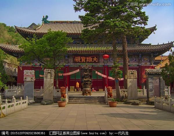 到五台山旅游，参观寺庙群按什么顺序，去哪几个寺庙我告诉你