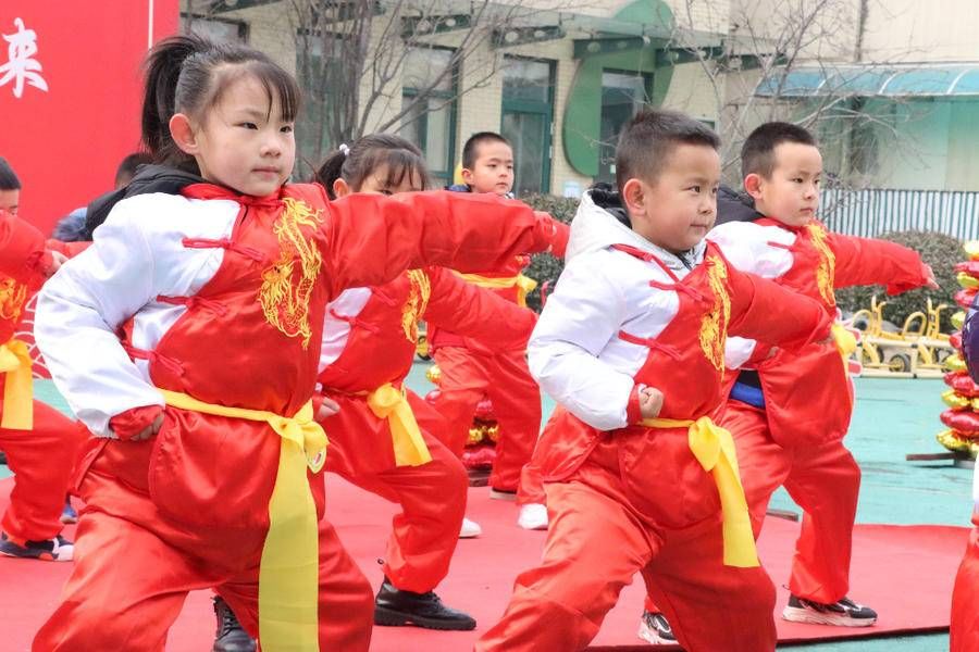 传统文化|击鼓明志，师幼武术展，传统文化开启滨河幼儿园新学期篇章