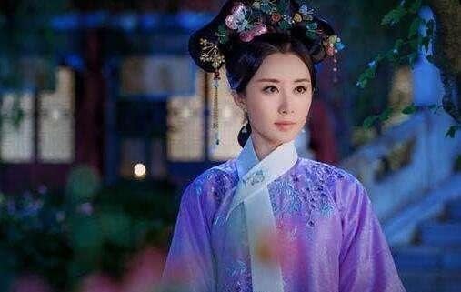 康熙后宫|她是康熙众嫔之首,备受宠爱却打入冷宫,死后还被扔出皇陵