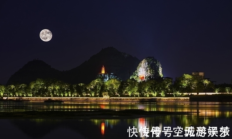 月辉@两首很好的秋月诗词,意境优美,韵味悠长,寄慨遥深,值得品读