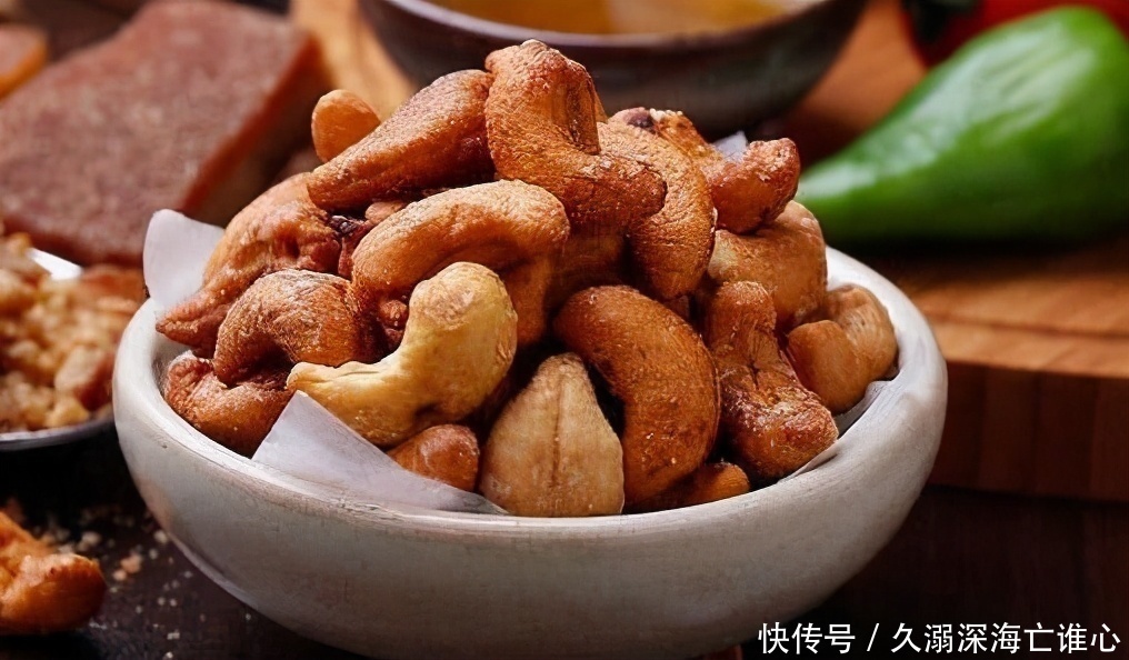 排毒养颜|人到中年想长寿,要坚持吃3种食物,排毒养颜,好吃又健康