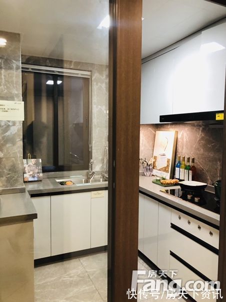 万科星光都|从万科星光都会现场发来一条项目新消息，请查看