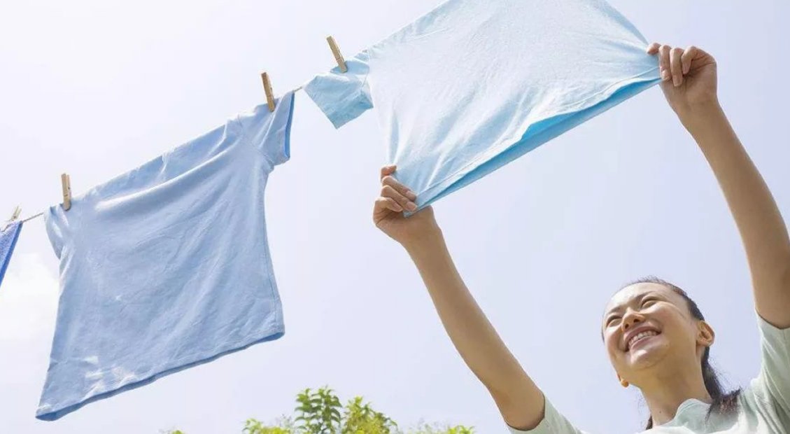 幼儿|央视点名不建议幼儿穿的几种衣服，看看你家娃穿着吗？赶紧处理