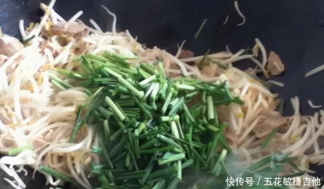 炒豆芽老出水咋办教你“回锅法”,豆芽脆嫩爽口又解腻