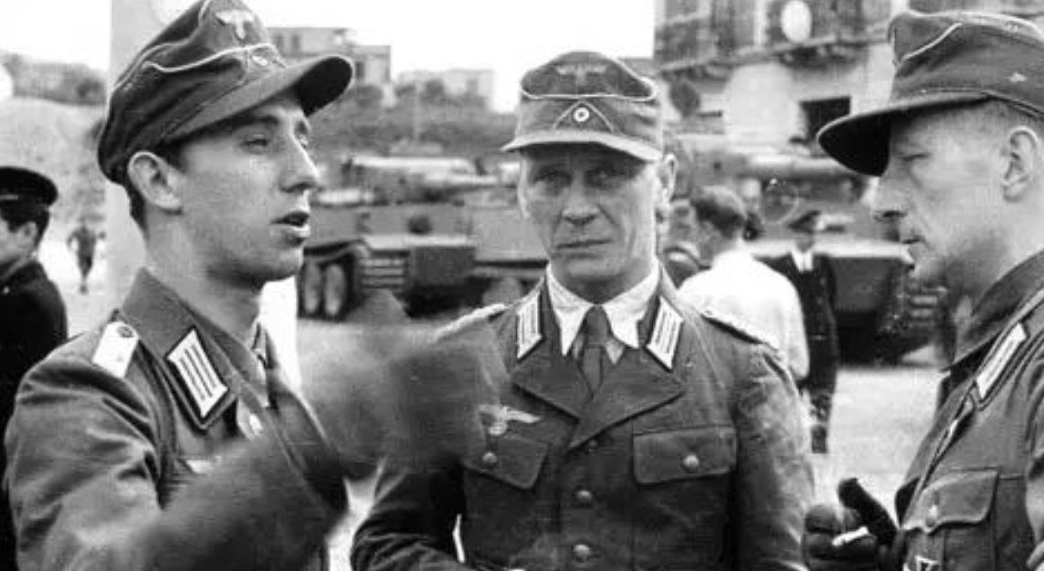 美军|二战最经典的战俘照：这个哭泣的16岁德国兵后来怎样？