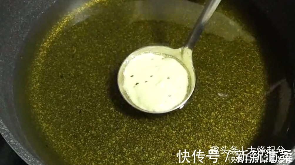 汤勺|玉米面加2个鸡蛋，筷子一搅，手不沾面，个个外酥里软，比油条香