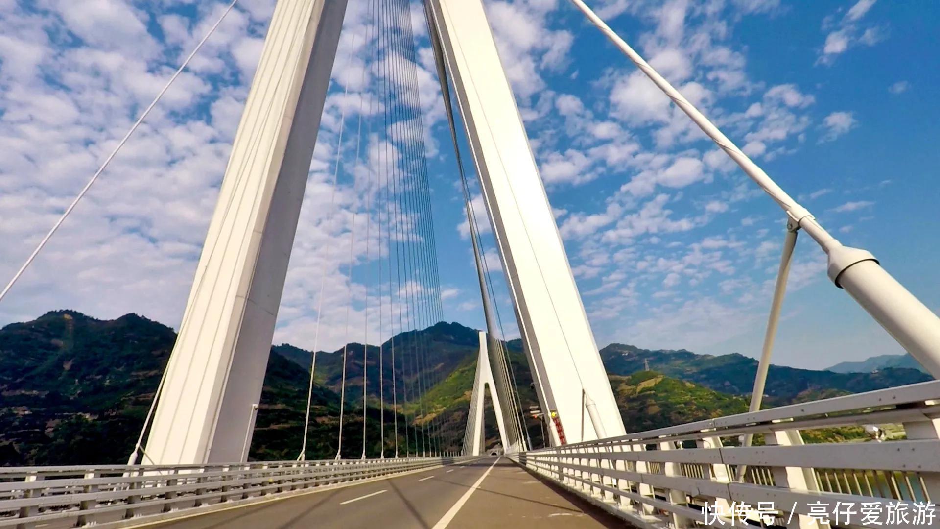 三峡必游地：屈原故里昭君出塞地、香溪宽谷视觉盛宴