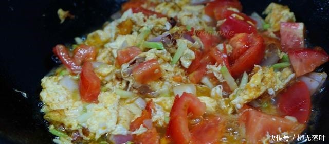 换个方法吃面条,比焖面简单比捞面好吃,20分钟做好端上桌!