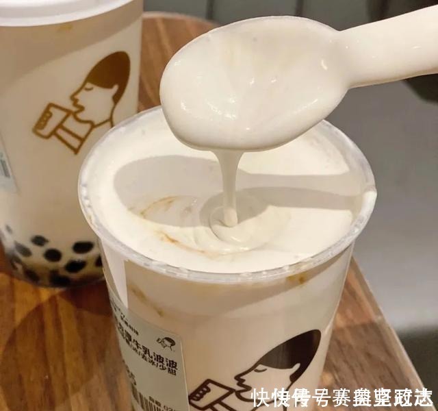 喜茶奈雪都在上!从咖啡到茶饮,流行追牛奶“厚”科技?