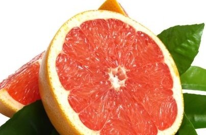 食物|患有高血压的人，不能吃太咸太油的食物外，还有三种水果不能吃