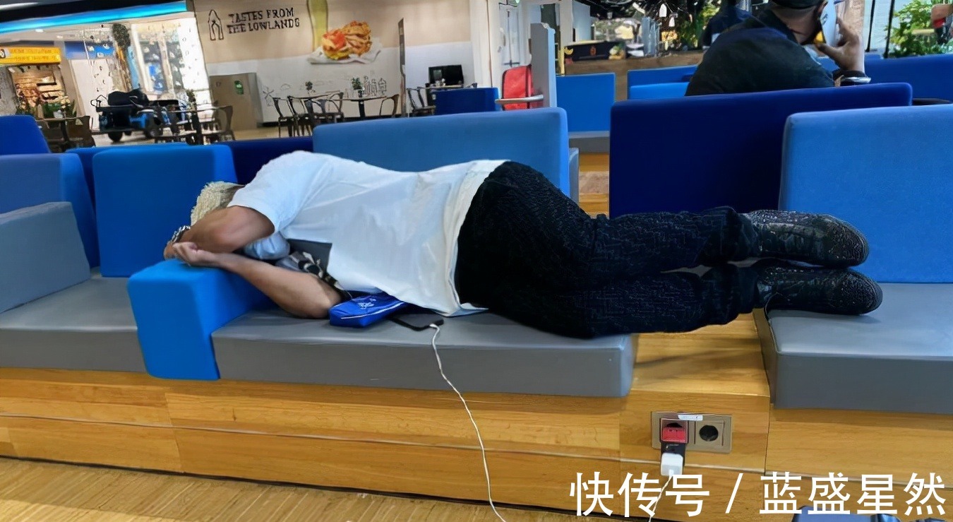 张稀哲|屡遭排挤+滞留机场!洛国富开炮背后3大原因揭晓,足协难辞其咎!