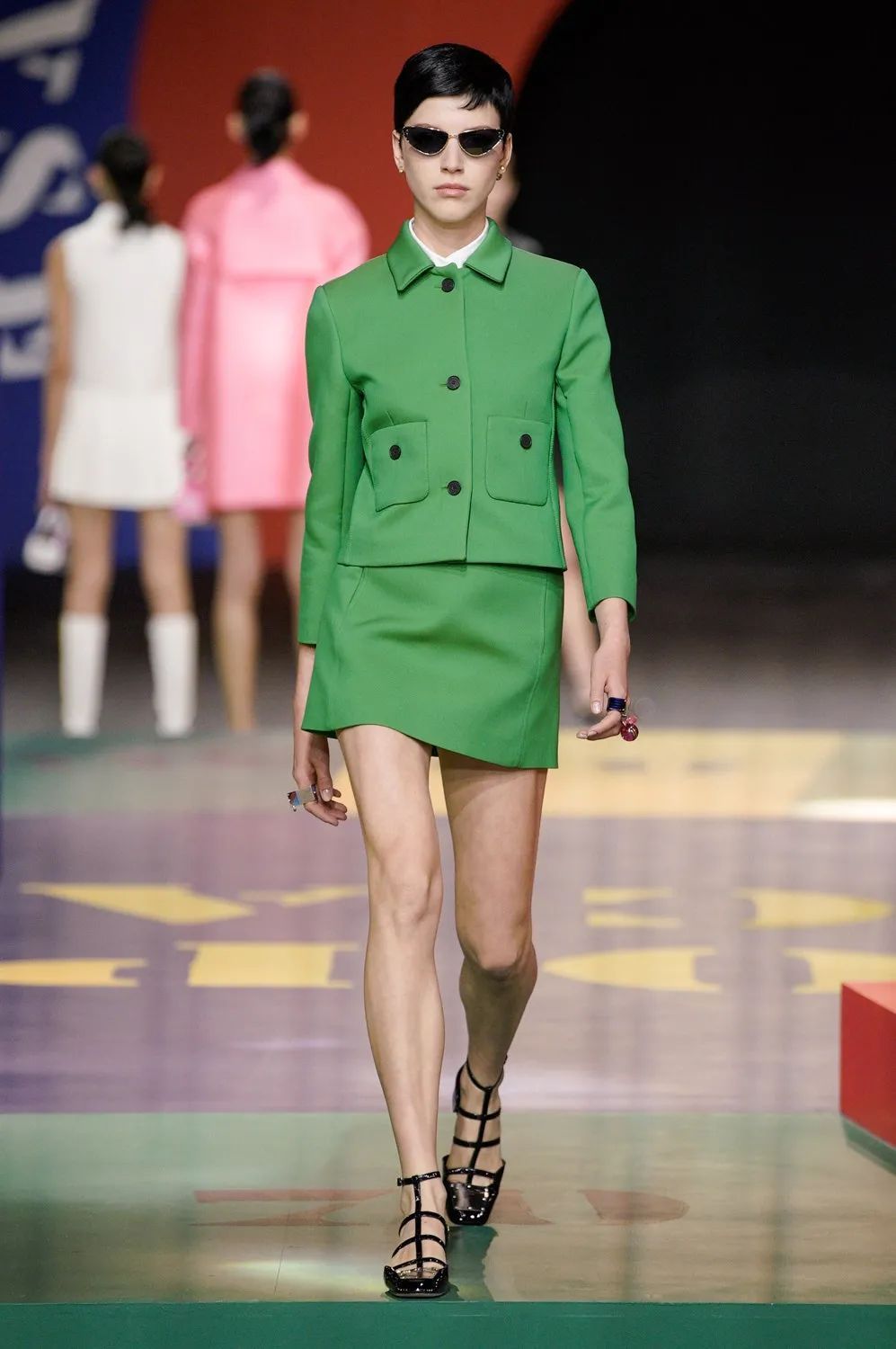 anna！DIOR邀请你玩一场打破陈规的游戏