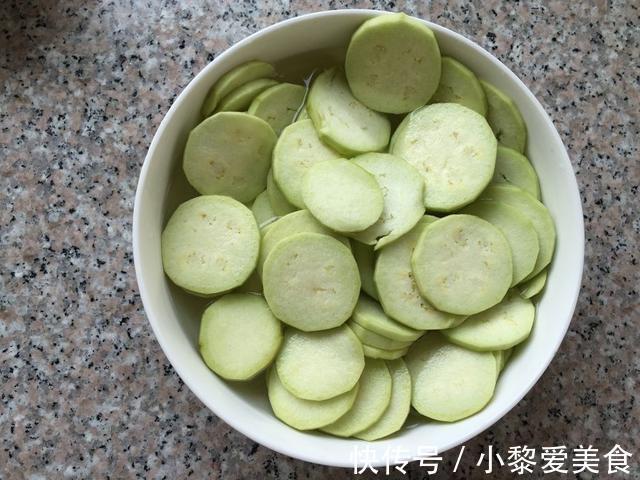 水果|入秋后,萝卜水果靠边站,不如吃它,简单一炒,比肉都香