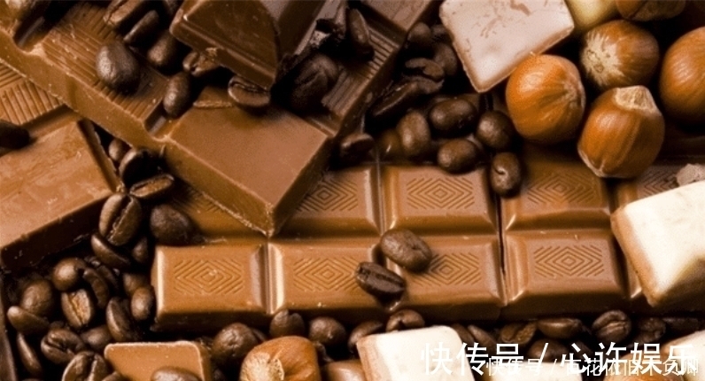 吃了25年巧克力，才知道上面的凹槽是干什么用的，原来一直误会了