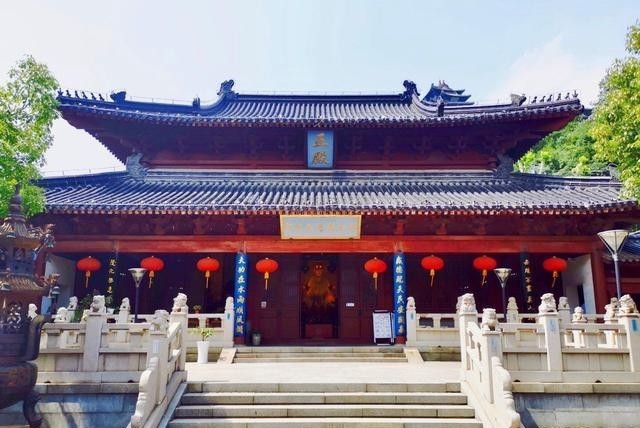 这里是郑和下西洋必去之地,海内外体制最高的官方建筑,信徒无数