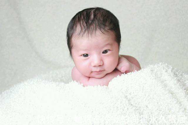 训练|宝宝几个月之后才会翻身你或许真不知道,今天来告诉各位答案