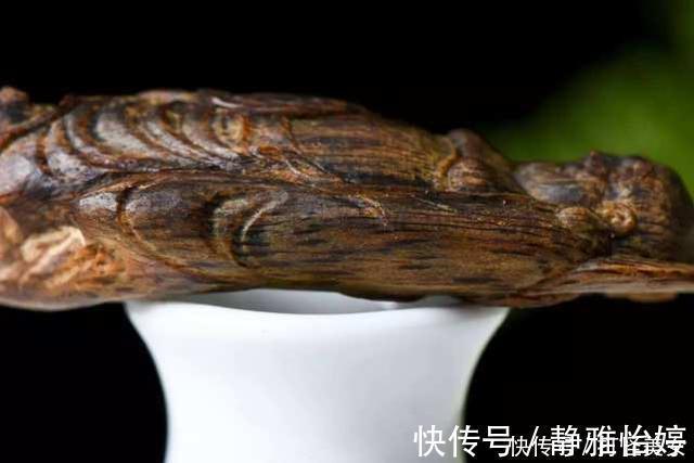 黑酸枝木|世界上最贵的木材：1公斤上万元，不识货的拿它当柴烧，你家有吗