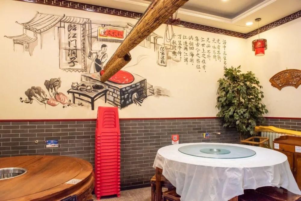  火锅|人均居然30+！红桥这家肥肠鸡火锅，吃出“黑科技”！吃到扶墙出~