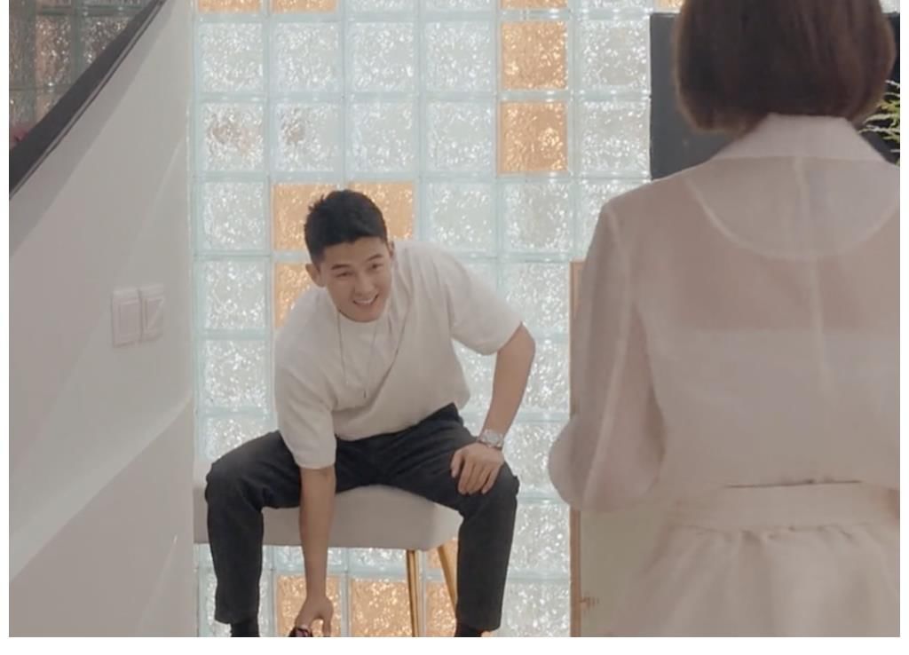 马子佳|《心动的信号4》女三裙子太短疑走光,男三脱鞋后不洗手就做饭?