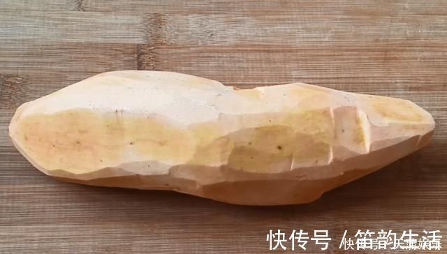孩子|教你一个红薯的“新吃法”，简单2步搞定，外焦里嫩，孩子很爱吃
