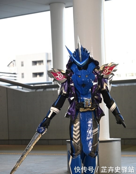 罪魂|假面骑士剑锋外传：花音化身成为粉色罪魂，又一对兄妹骑士诞生了