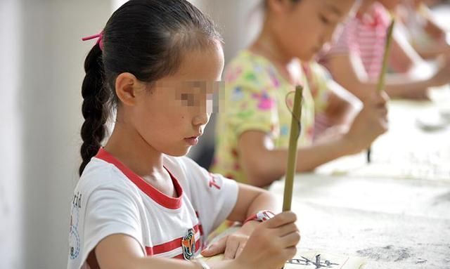 感情|在暑假,聪明的家长会这样做,既培养孩子好习惯,又促进亲子感情