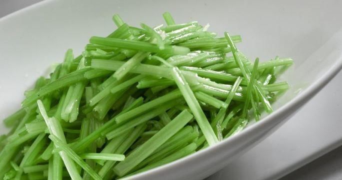 江湖传说|忠告芹菜和此物是天生的敌人,不能一起食用,现在知道来得及