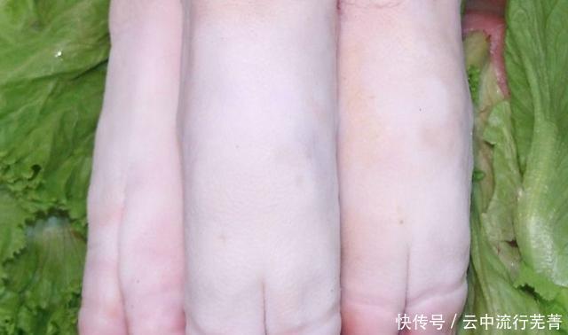 电饭煲|猪蹄这样做真好吃，营养软烂又入味，隔三差五做一次，每次都吃光