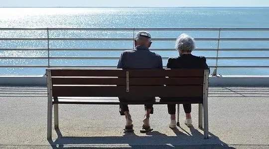 宁心安神|多疾病刮拨这个穴位就能轻松搞定，一拨就灵！快去试试吧！