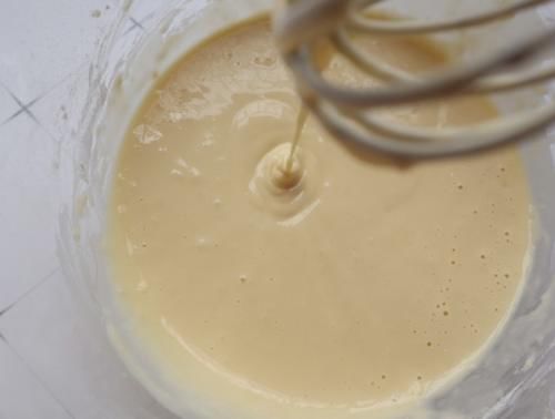 1碗糯米粉，2个鸡蛋，不分高低筋面粉，就能轻松做杯子蛋糕