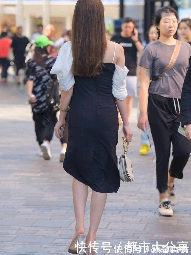 舒适|方领泡泡袖修身,不规则的黑白拼色洋气,整体穿着非常舒适