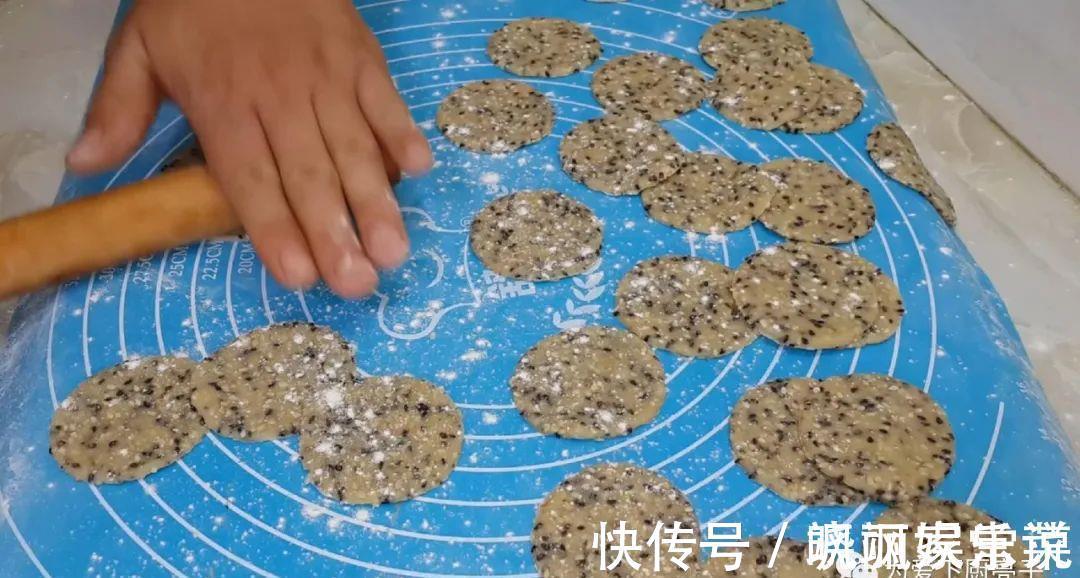 添加|最近全网都在做饼干,掌握技巧,好吃焦脆无添加,上桌孩子抢着吃