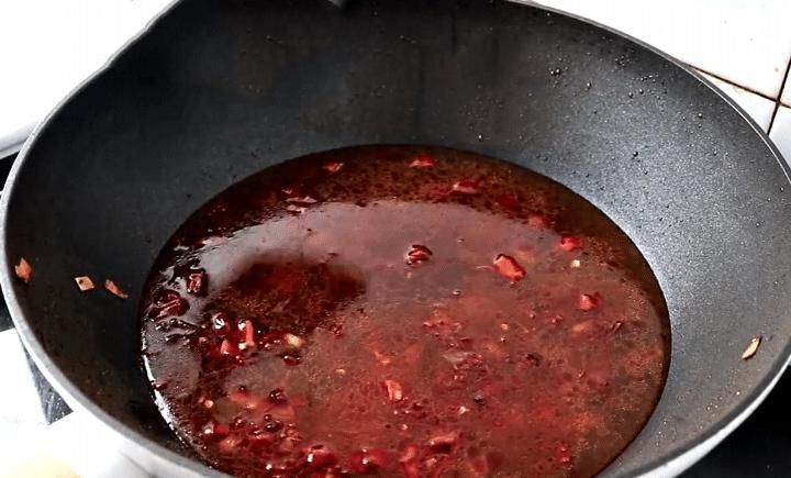 天冷了,少吃猪肉多吃它,简单一炖,鲜嫩入味又多汁,太香了