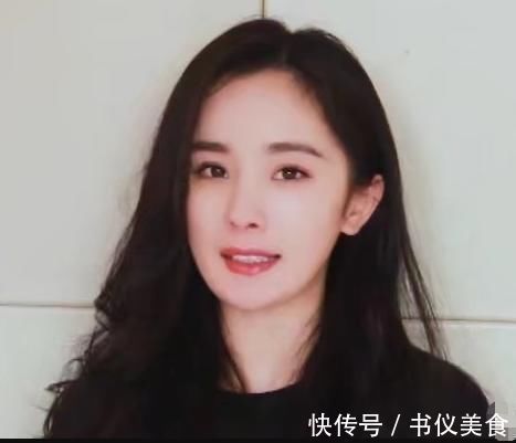 虞書欣|青春有你2成攀比現(xiàn)場，虞書欣出手壕氣，她卻直接搬出32位大牌