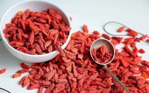 医生|医生枸杞的“正确”吃法,吃对了才有用,吃错染一身病