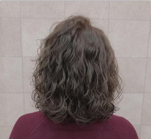 直发波波头|女发想美别乱剪,最好先看看这几十款,不论长短都很心动