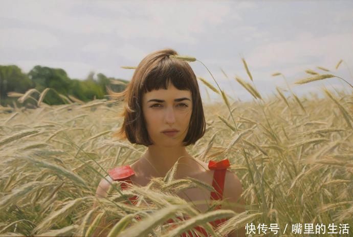 性感|以色列艺术家画出逼真美女油画，身姿曼妙，性感无比