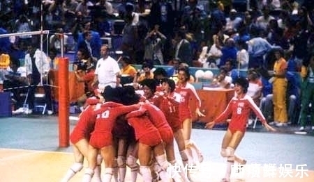 国家队|周晓兰:女排五冠王,郎平回国执教的功臣,事后被迫辞职定居美国
