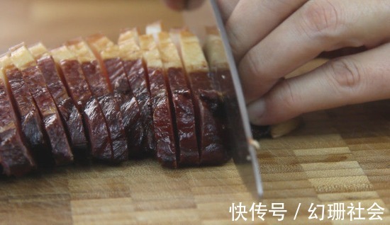 切片|煮腊肉,光切片还不对!还需加上这2步,腊肉咸香软嫩,口感更佳