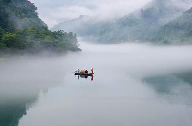 明月@吴文英的一首词,开篇妙语双关,涉笔成趣,全篇更如信手拈来