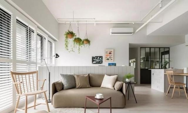 阳台|阳台和客厅打通后,衣服晾哪里?5种办法解决,让你不再困扰!