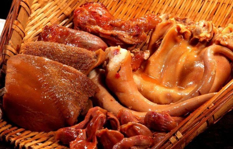 过年别买卤肉，外婆50年卤水教给你，软嫩入味不油腻，爱吃别错过