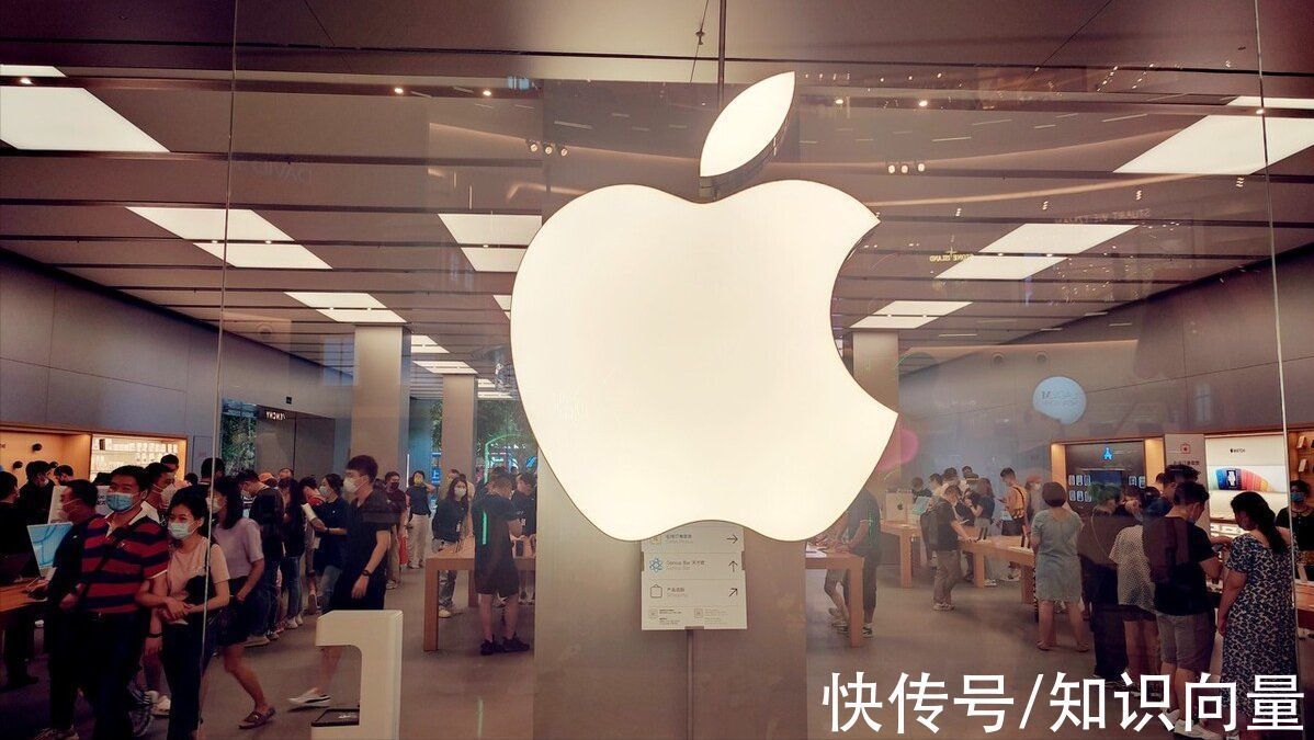 国产机|iPhone13真香，苹果官网买崩市值下降！国人的行动让苹果“封神”