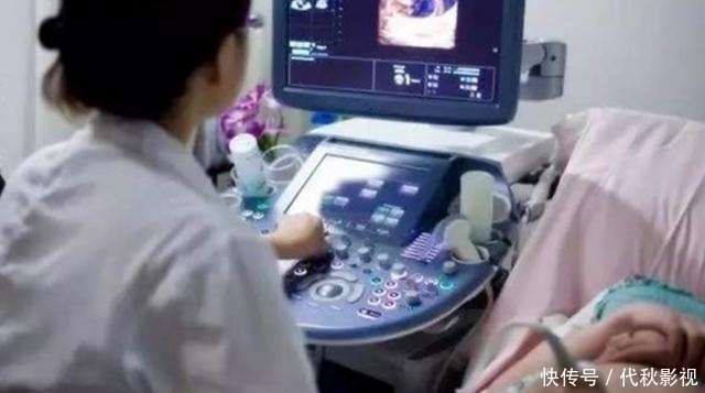 缺陷|怀孕七个月被查出没手脚,宝妈生下后被吓晕,如今孩子活成公主