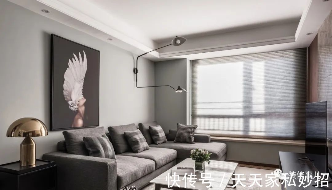 榻榻米|客厅沙发怎么买?U型太老土,聪明人家里这样摆,时尚省空间